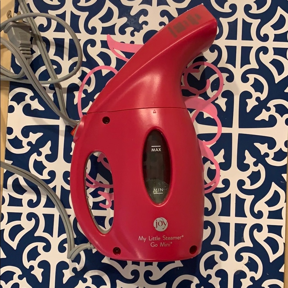 Pink Travel Steamer